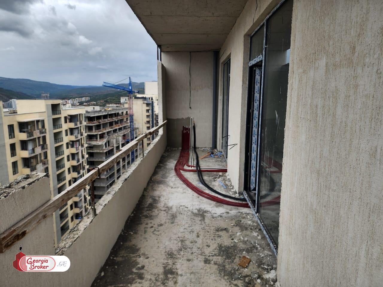 იყიდება ახალი გარემონტებული 3 ოთახიანი ბინა